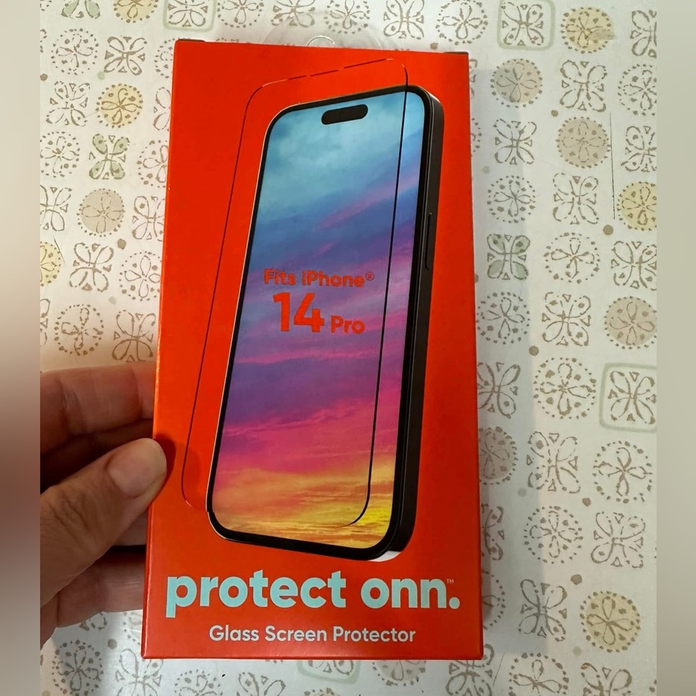 On Running Red Screen Protector for iPhone 14 Pro
